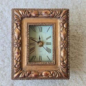 Ornate Gold Tone Mini Table Clock Quartz Roman Numeral Shelf Decor